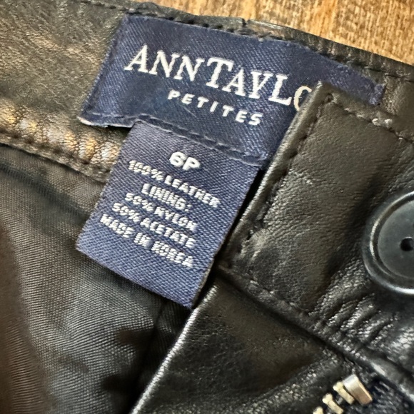 Vintage Ann Taylor, Genuine Black Leather pant, size 6 petite - Picture 6 of 14
